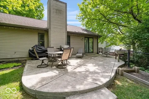 12030 Laurel Oak Drive Indianapolis IN 46236