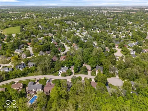 12030 Laurel Oak Drive Indianapolis IN 46236