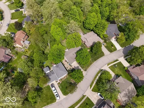 12030 Laurel Oak Drive Indianapolis IN 46236