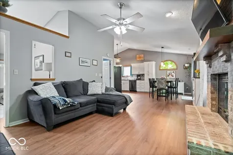 12030 Laurel Oak Drive Indianapolis IN 46236