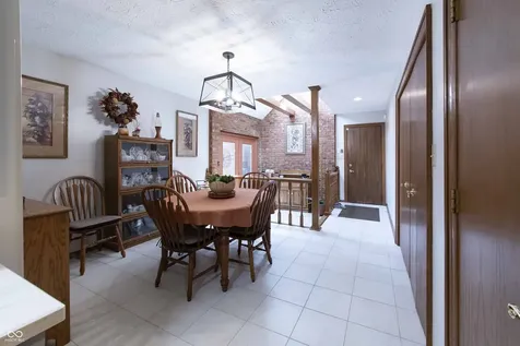 465 Camby Court Greenwood IN 46142