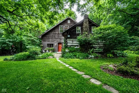 8295 Red Bud Lane Indianapolis IN 46256