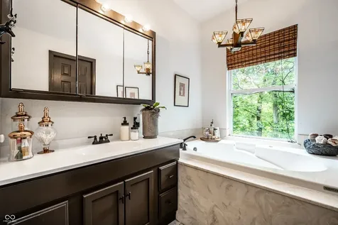 8295 Red Bud Lane Indianapolis IN 46256