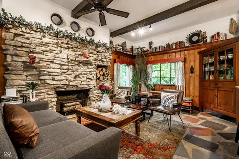 8295 Red Bud Lane Indianapolis IN 46256