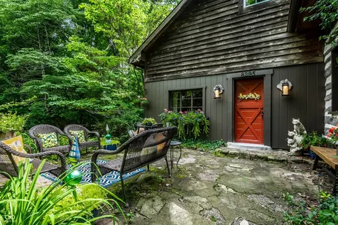 8295 Red Bud Lane Indianapolis IN 46256