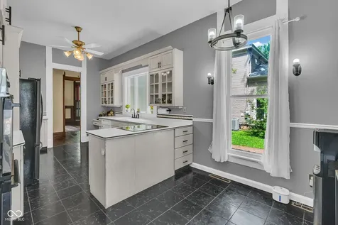 509 E Wabash Avenue Crawfordsville IN 47933