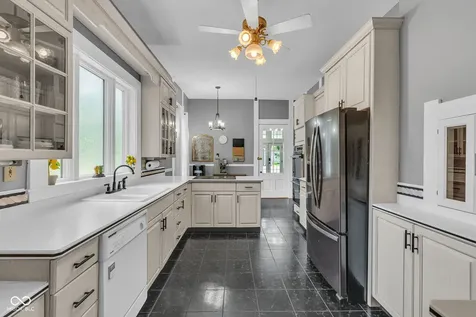 509 E Wabash Avenue Crawfordsville IN 47933