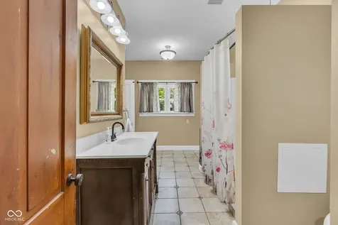 509 E Wabash Avenue Crawfordsville IN 47933