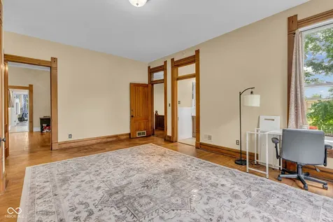 509 E Wabash Avenue Crawfordsville IN 47933