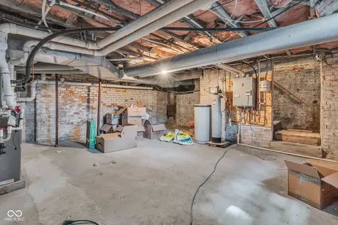 509 E Wabash Avenue Crawfordsville IN 47933