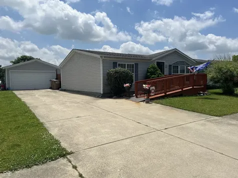 4643 Breckenridge Drive Columbus IN 47203