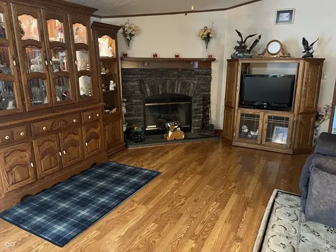4643 Breckenridge Drive Columbus IN 47203