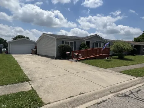 4643 Breckenridge Drive Columbus IN 47203