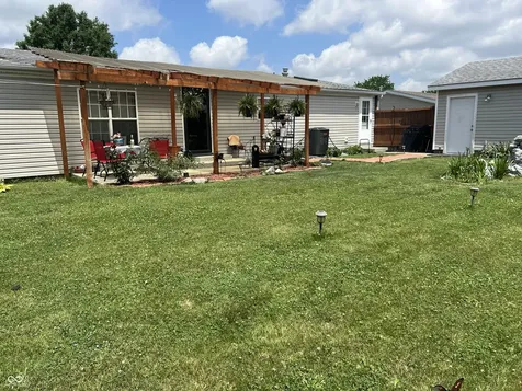 4643 Breckenridge Drive Columbus IN 47203