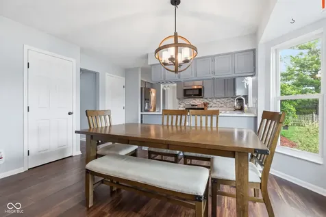 630 Creston Point Circle Indianapolis IN 46239
