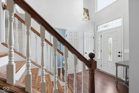 630 Creston Point Circle Indianapolis IN 46239
