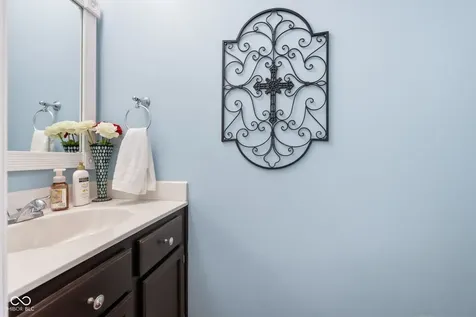 630 Creston Point Circle Indianapolis IN 46239