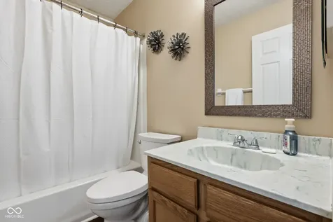 630 Creston Point Circle Indianapolis IN 46239