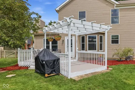 630 Creston Point Circle Indianapolis IN 46239