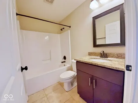 11504 Grassy Court Fishers IN 46037