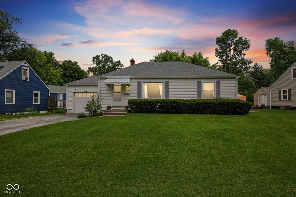 6435 Maple Drive Indianapolis IN 46220