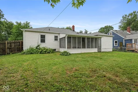 6435 Maple Drive Indianapolis IN 46220