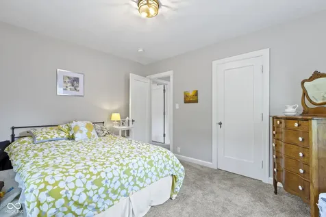 4506 Washington Boulevard Indianapolis IN 46205