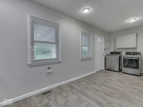 915 Southwood Drive Indianapolis IN 46227