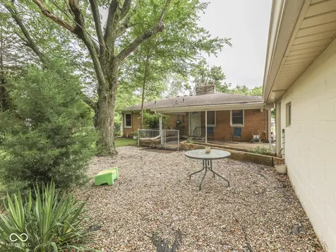 915 Southwood Drive Indianapolis IN 46227