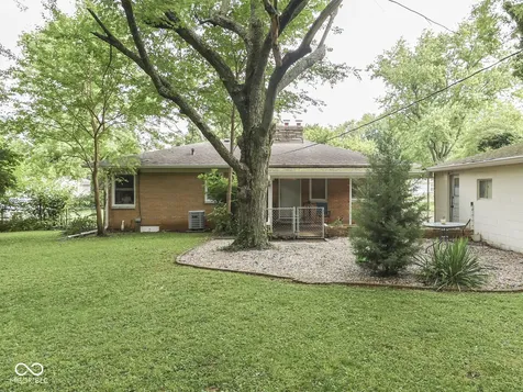 915 Southwood Drive Indianapolis IN 46227