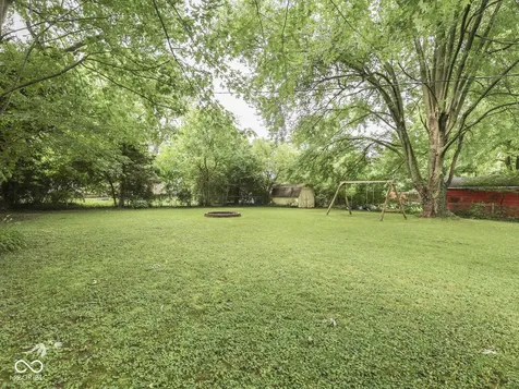 915 Southwood Drive Indianapolis IN 46227