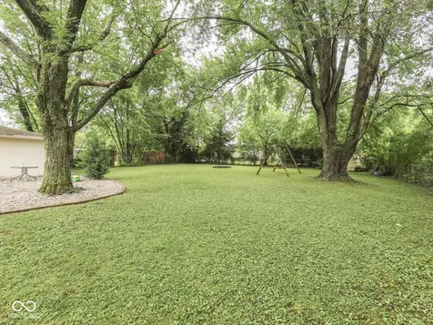 915 Southwood Drive Indianapolis IN 46227