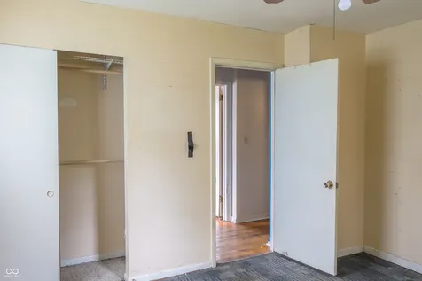 2504 Beechcrest Drive Indianapolis IN 46203