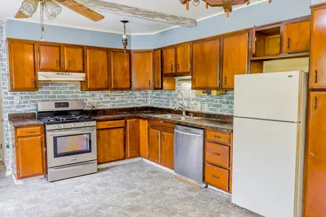 2504 Beechcrest Drive Indianapolis IN 46203