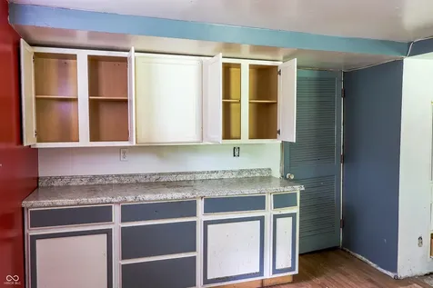 2504 Beechcrest Drive Indianapolis IN 46203
