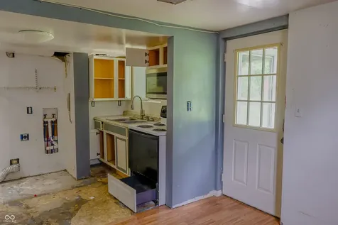 2504 Beechcrest Drive Indianapolis IN 46203