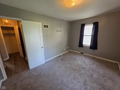 3819 S Olney Indianapolis IN 46237