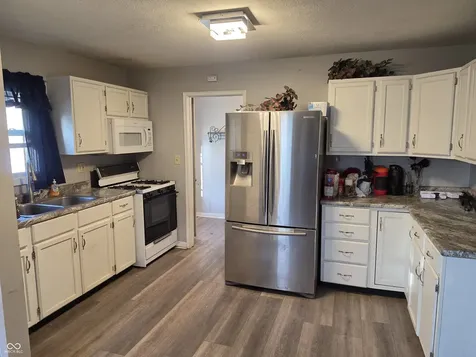 3819 S Olney Indianapolis IN 46237