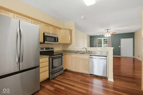 11842 E Dumfrees Court Indianapolis IN 46229