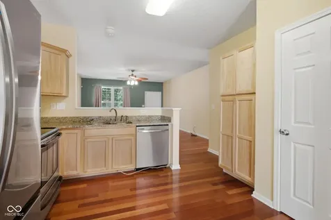 11842 E Dumfrees Court Indianapolis IN 46229