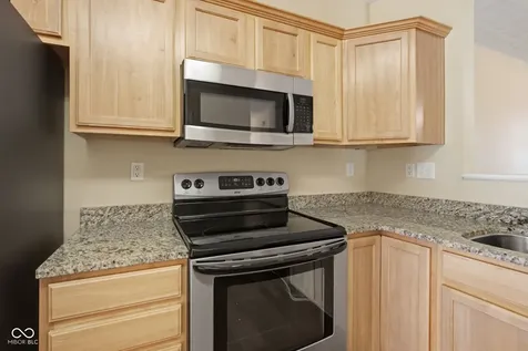 11842 E Dumfrees Court Indianapolis IN 46229