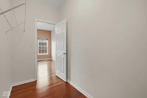 11842 E Dumfrees Court Indianapolis IN 46229