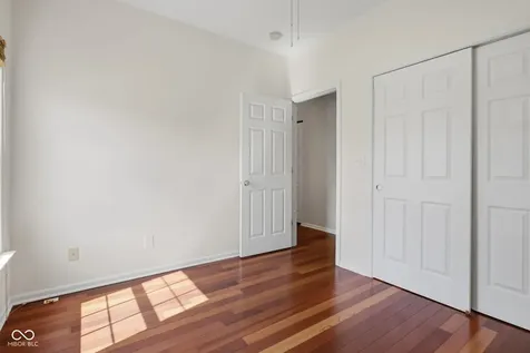 11842 E Dumfrees Court Indianapolis IN 46229