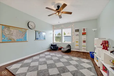 5863 Gaston Drive Noblesville IN 46062