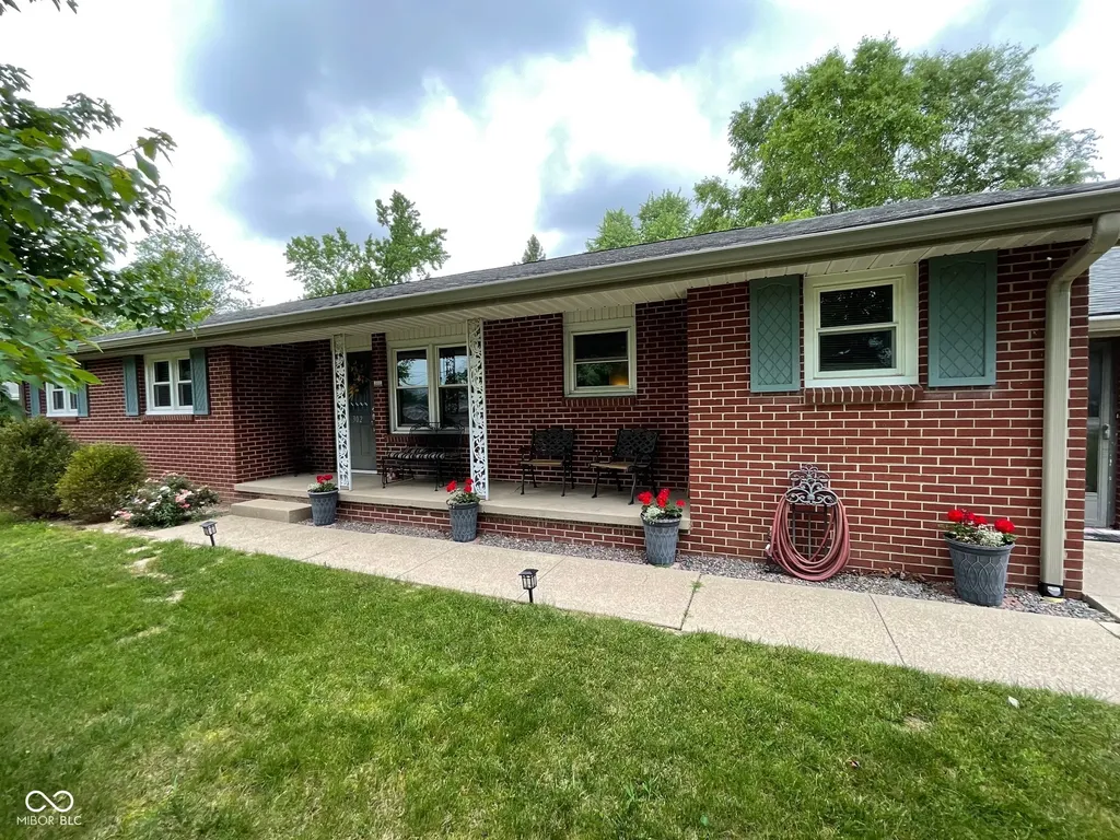 302 W Anderson Street Rockville IN 47872