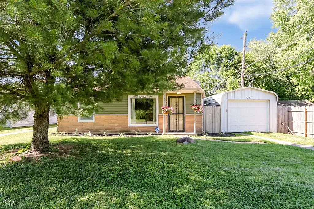 2025 E Dudley Avenue Indianapolis IN 46227