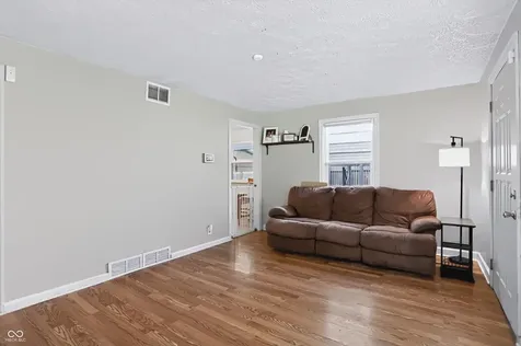 2025 E Dudley Avenue Indianapolis IN 46227