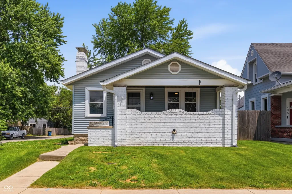 702 Iowa Street Indianapolis IN 46203