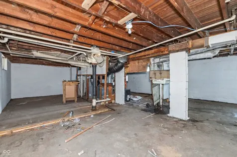 702 Iowa Street Indianapolis IN 46203