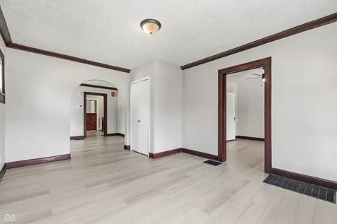 702 Iowa Street Indianapolis IN 46203